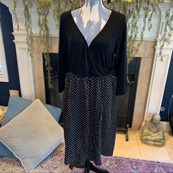 Torrid black knit long sleeve wrap top with polka dot challis skirt dress 1 - Picture 1 of 7